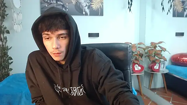 AmethystShadow17 online show from 7, 4, 2026