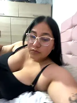 Snapshot of kassandra_luxury chatting on 4, 11, 2025 kassandra luxury online show from 4, 11, 2025