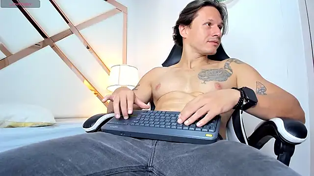 Justin valverde online show from 30, 5, 2026