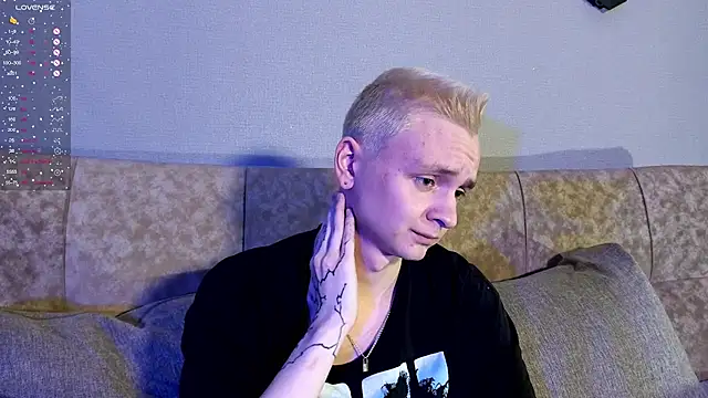 Logan mett online show from 4, 12, 2025