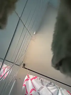 Snapshot of Zoe_fire chatting on 8, 11, 2025 Zoe fire online show from 8, 11, 2025