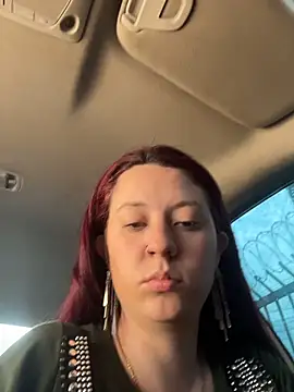 Snapshot of Zoe_fire chatting on 2, 12, 2025 Zoe fire online show from 2, 12, 2025