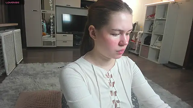 HeatherNextDoor online show from 2, 11, 2025