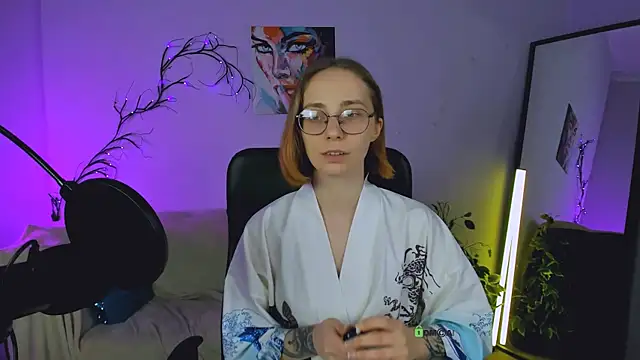 evalora vei online show from 18, 10, 2025