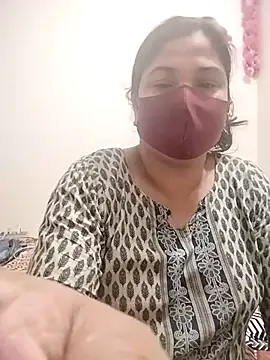 Hot Boude online show from 6, 11, 2025