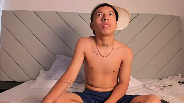 little kris1 online show from 23, 10, 2025