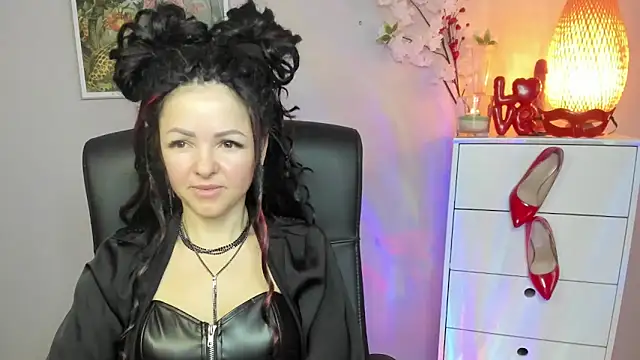 Mollybloom40 online show from 3, 2, 2026