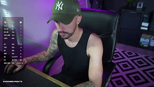 monsieurguitsxxx online show from 5, 12, 2025