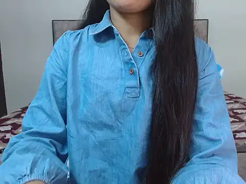 spicy sofiya - online show from 10, 11, 2025