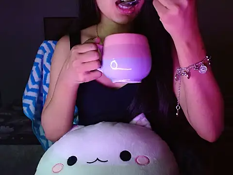 spicy sofiya - online show from 17, 11, 2025