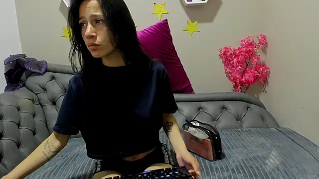 Laskhmi  online show from 7, 11, 2025