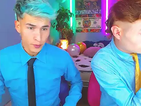 Snapshot of Latin_boysxxxx chatting on 19, 10, 2025 Latin boysxxxx online show from 19, 10, 2025