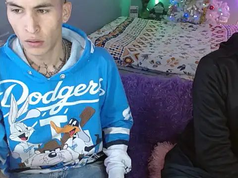 Snapshot of Latin_boysxxxx chatting on 30, 11, 2025 Latin boysxxxx online show from 30, 11, 2025