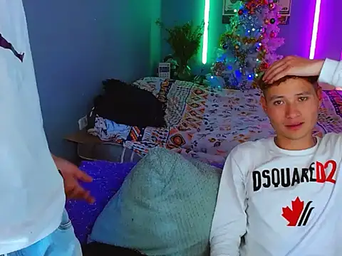 Snapshot of Latin_boysxxxx chatting on 3, 12, 2025 Latin boysxxxx online show from 3, 12, 2025