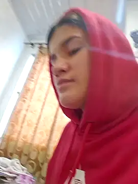 Gigihairy online show from 6, 11, 2025