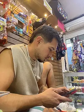 Leonardmoppet online show from 8, 11, 2025