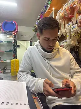 Leonardmoppet online show from 1, 12, 2025