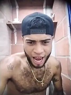 Snapshot of AXionX chatting on 11, 11, 2025 AXionX online show from 11, 11, 2025