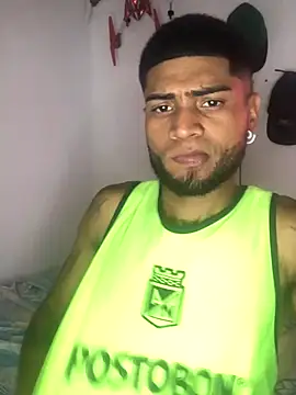 Snapshot of AXionX chatting on 17, 12, 2025 AXionX online show from 17, 12, 2025