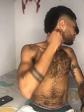 Snapshot of AXionX chatting on 19, 12, 2025 AXionX online show from 19, 12, 2025