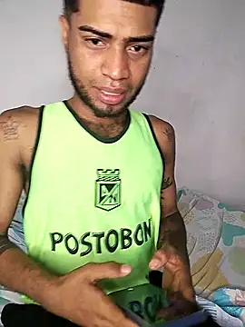 Snapshot of AXionX chatting on 22, 12, 2025 AXionX online show from 22, 12, 2025