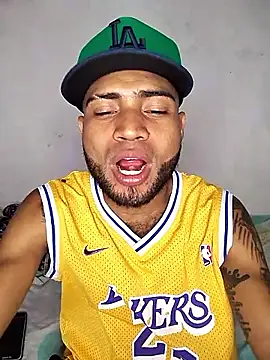 Snapshot of AXionX chatting on 10, 1, 2026 AXionX online show from 10, 1, 2026