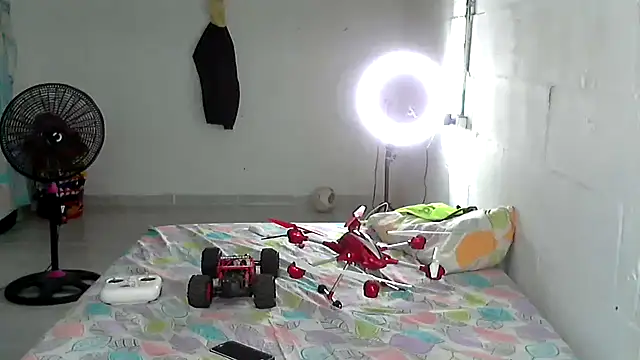 Snapshot of AXionX chatting on 8, 2, 2026 AXionX online show from 8, 2, 2026