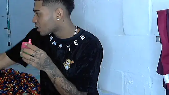 Snapshot of AXionX chatting on 22, 2, 2026 AXionX online show from 22, 2, 2026