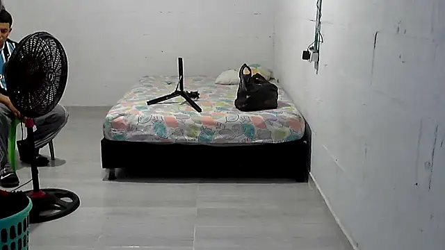 Snapshot of AXionX chatting on 1, 3, 2026 AXionX online show from 1, 3, 2026