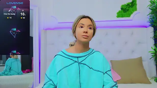 Snapshot of AriannaSins chatting on 17, 1, 2025 AriannaSins online show from 17, 1, 2025