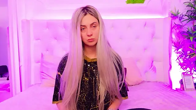 Snapshot of AriannaSins chatting on 3, 4, 2026 AriannaSins online show from 3, 4, 2026