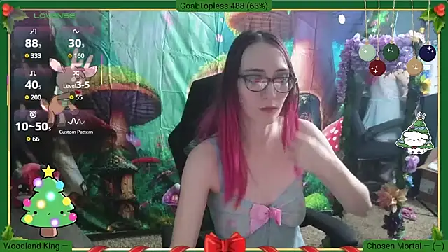 Snapshot of Fae_Moon chatting on 14, 11, 2025 Fae Moon online show from 14, 11, 2025