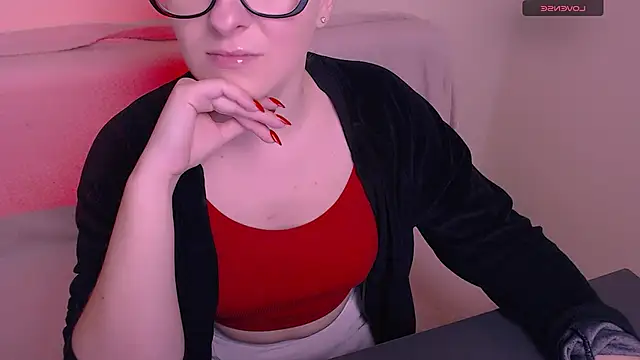 AllaLeomz online show from 5, 12, 2025