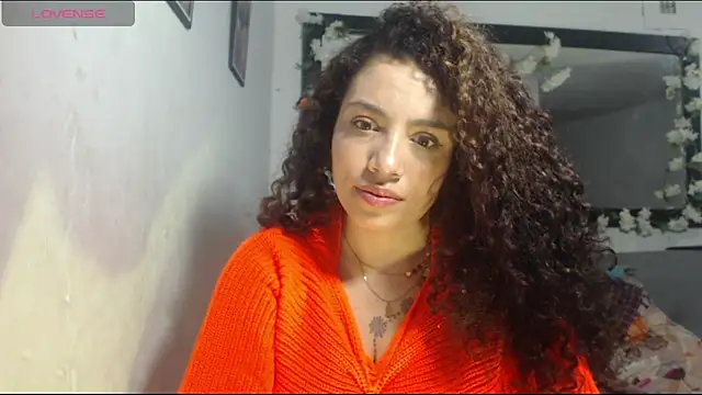 m zoee online show from 24, 11, 2025