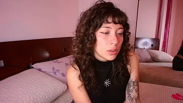 Snapshot of TammyCutee chatting on 2, 7, 2026 TammyCutee online show from 2, 7, 2026