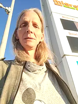 Cheryl F online show from 30, 4, 2026