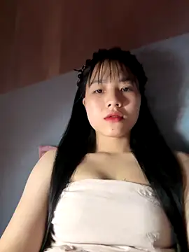 Snapshot of Leaf-Tgu chatting on 28, 10, 2025 Leaf-Tgu online show from 28, 10, 2025