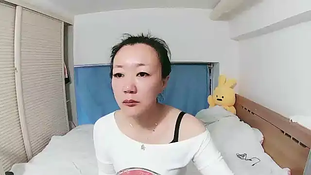 Snapshot of Barbara-a chatting on 17, 10, 2025 Barbara-a online show from 17, 10, 2025