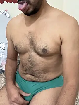 Handsome8677 online show from 13, 11, 2025