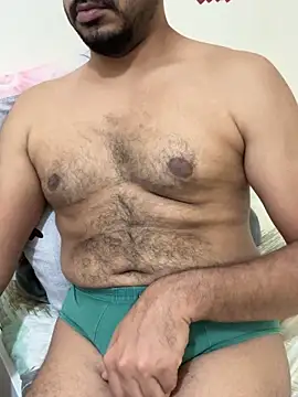 Handsome8677 online show from 14, 12, 2025