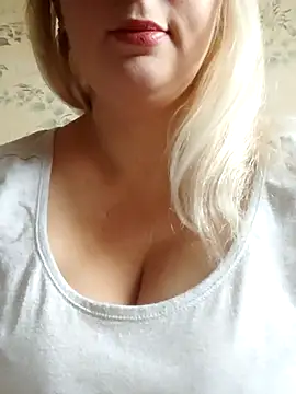 PaigexLynn online show from 17, 10, 2025