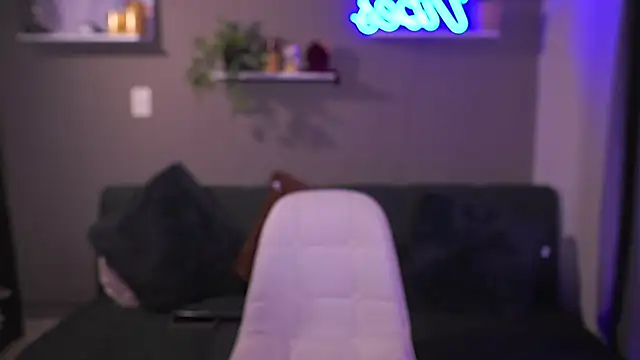 Snapshot of adahara_miller17 chatting on 16, 10, 2025 adahara miller17 online show from 16, 10, 2025