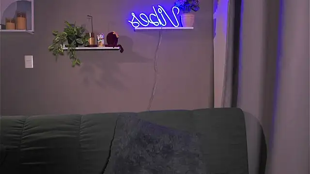 Snapshot of adahara_miller17 chatting on 22, 10, 2025 adahara miller17 online show from 22, 10, 2025