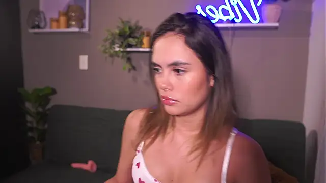 Snapshot of adahara_miller17 chatting on 11, 11, 2025 adahara miller17 online show from 11, 11, 2025