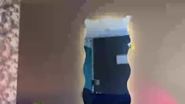 Aaron Eze online show from 22, 11, 2025