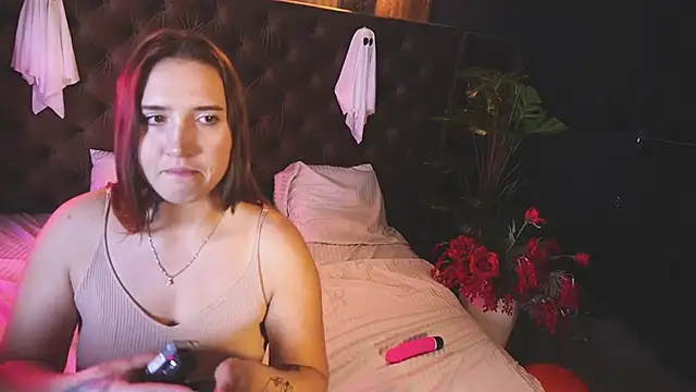 AmiraChase online show from 27, 10, 2025