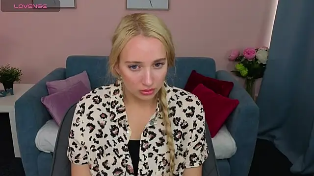 Snapshot of AuroraSkyee chatting on 20, 10, 2025 AuroraSkyee online show from 20, 10, 2025