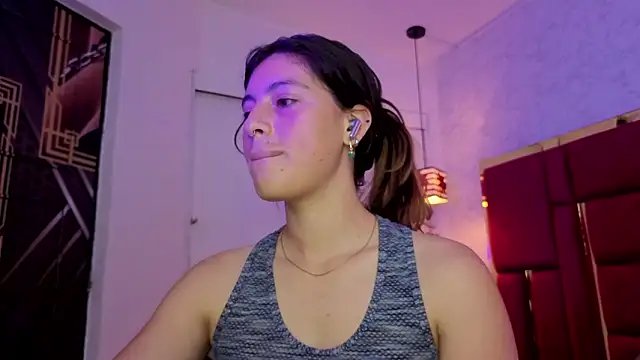 moon winy online show from 2, 2, 2026