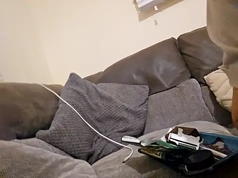 Snapshot of Plodrodder chatting on 9, 4, 2026 Plodrodder online show from 9, 4, 2026