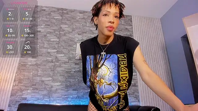Catty Noir  online show from 17, 10, 2025